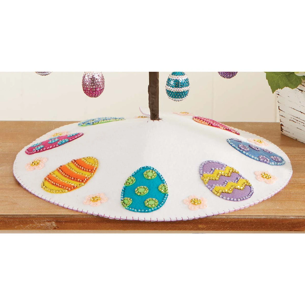 Herrschners Egg Hunt Mini Tree Skirt Felt & Sequin Kit 1 Herrschners Egg Hunt Mini Tree Skirt Felt & Sequin Kit