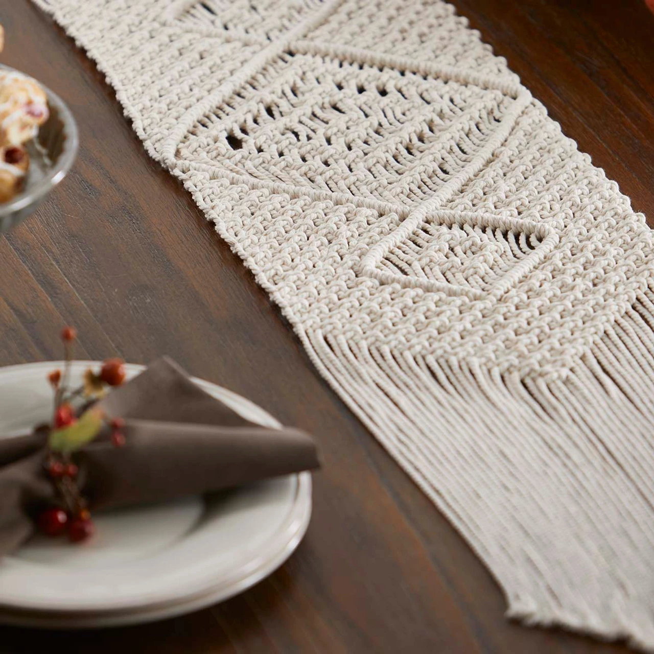 Herrschners Diamond Trellis Table Runner Macrame 2 Herrschners Diamond Trellis Table Runner Macrame - Image 2