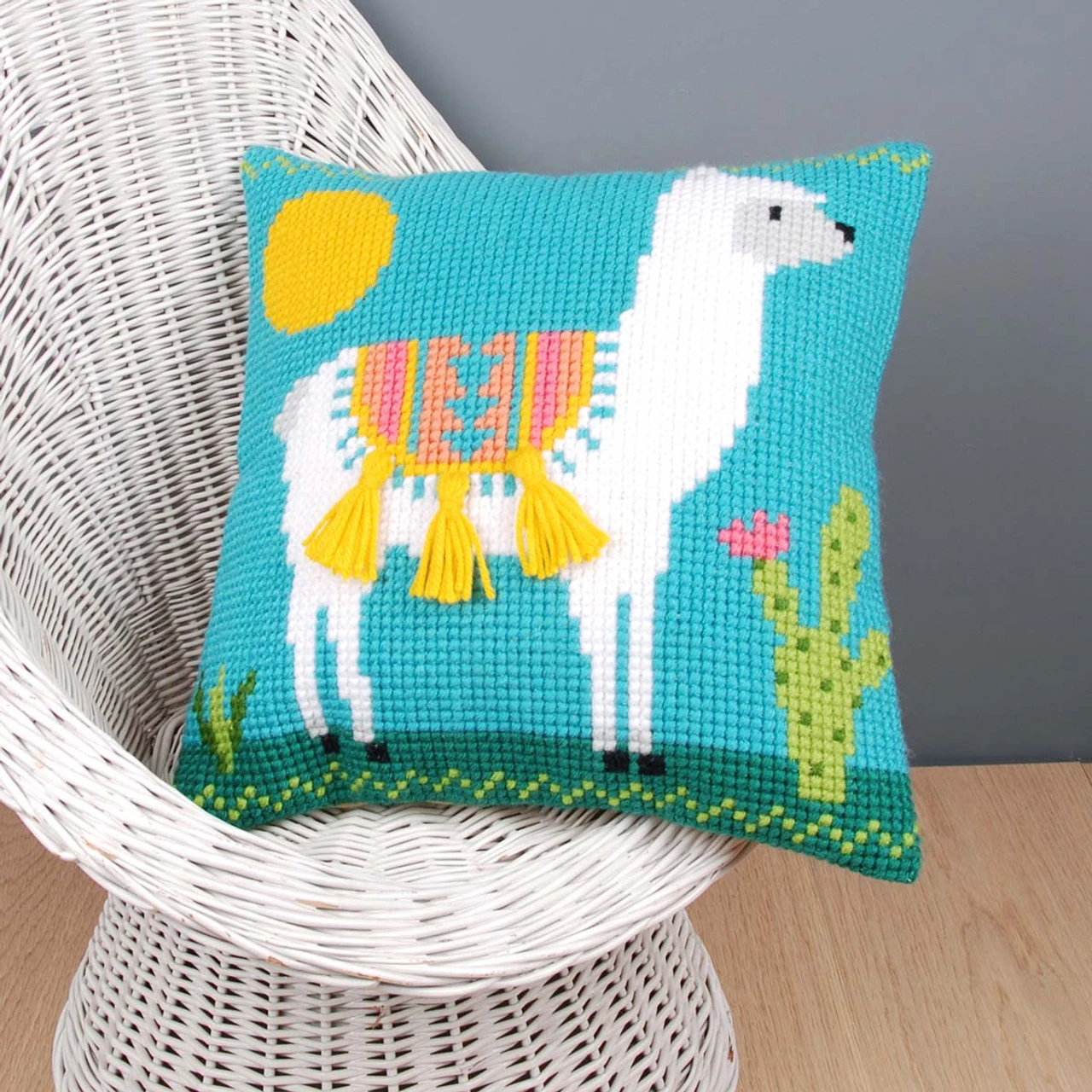 Vervaco Llama Pillow Cover Needlepoint Kit 2 Vervaco Llama Pillow Cover Needlepoint Kit - Image 2