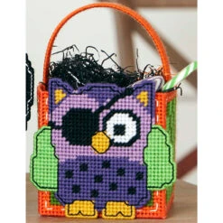 Herrschners Halloween Owl Candy Basket Plastic Canvas Kit