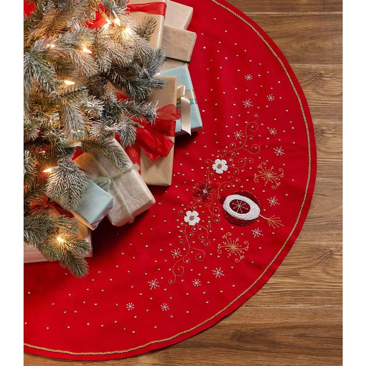 Bucilla Holiday Elegance Tree Skirt Felt & Sequin Kit 1 Bucilla Holiday Elegance Tree Skirt Felt & Sequin Kit