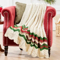 Herrschners Season's Greetings Crochet Kit